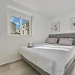 Apartment Front Line Penthouse Puerto Banus With Sea Views *