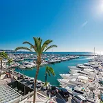 Apartment Front Line Penthouse Puerto Banus With Sea Views