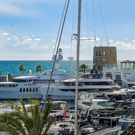 Apartment Front Line Penthouse Puerto Banus With Sea Views Marbella