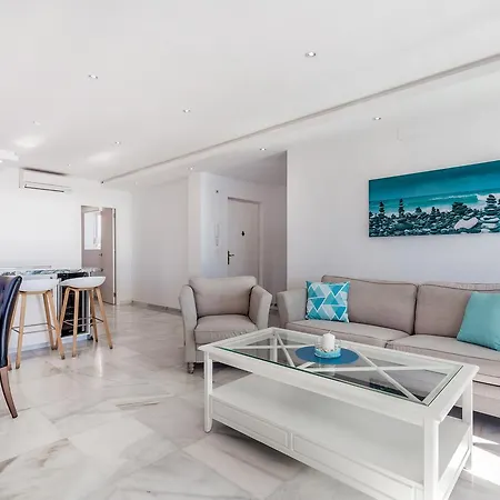 Apartment Front Line Penthouse Puerto Banus With Sea Views