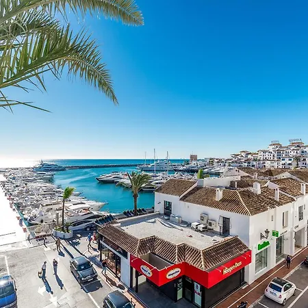 Apartment Front Line Penthouse Puerto Banus With Sea Views