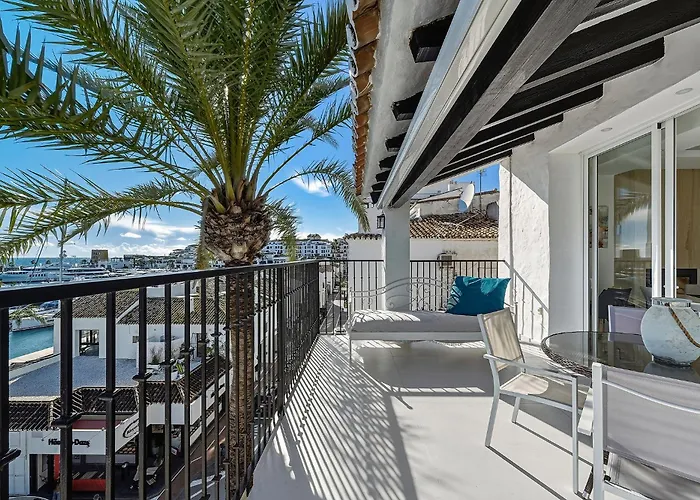 Front Line Penthouse Puerto Banus With Sea Views * Marbella