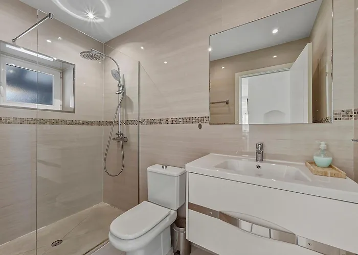 شقة Front Line Penthouse Puerto Banus With Sea Views *