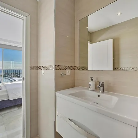 Front Line Penthouse Puerto Banus With Sea Views Apartment Marbella